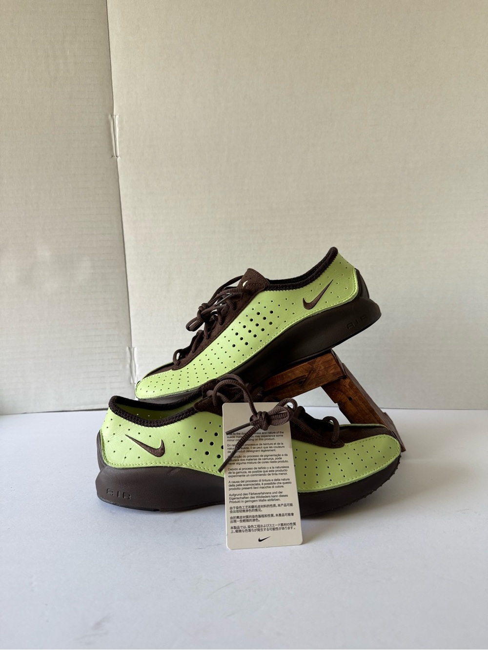 Nike Air Superfly Lab Running Shoes Womens Size 8.5. Green HJ8082-302 New No Box